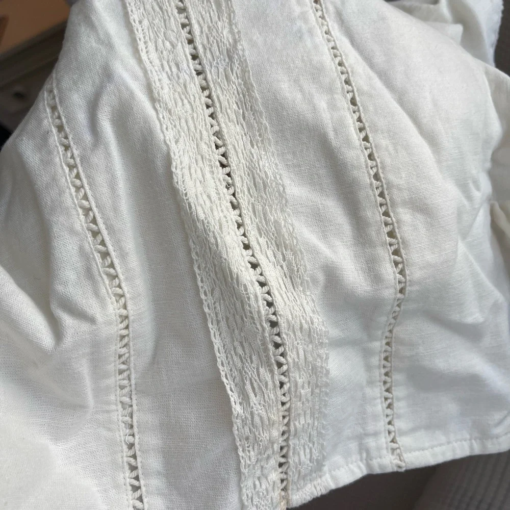 Zara - Ruffle Sleeve Top - Picture 5 of 6